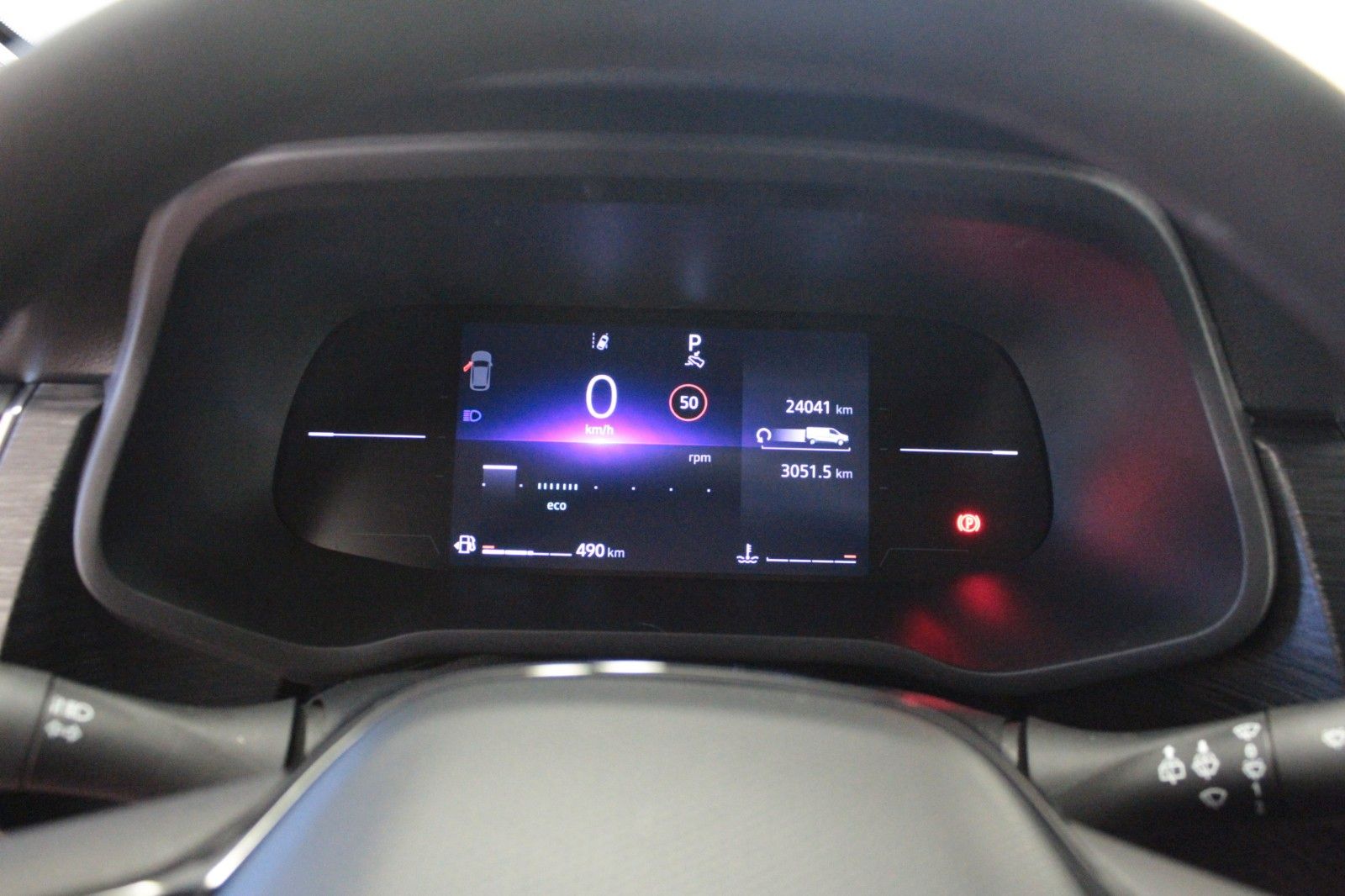 Fahrzeugabbildung Renault Trafic Grand dCi 150 EDC Evo*Automatik*8-Sitzer*