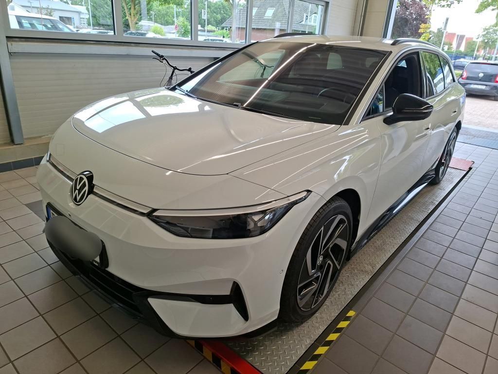Volkswagen ID.7 Tourer Pro 210kW IQ. AHK Kamera ParkAss