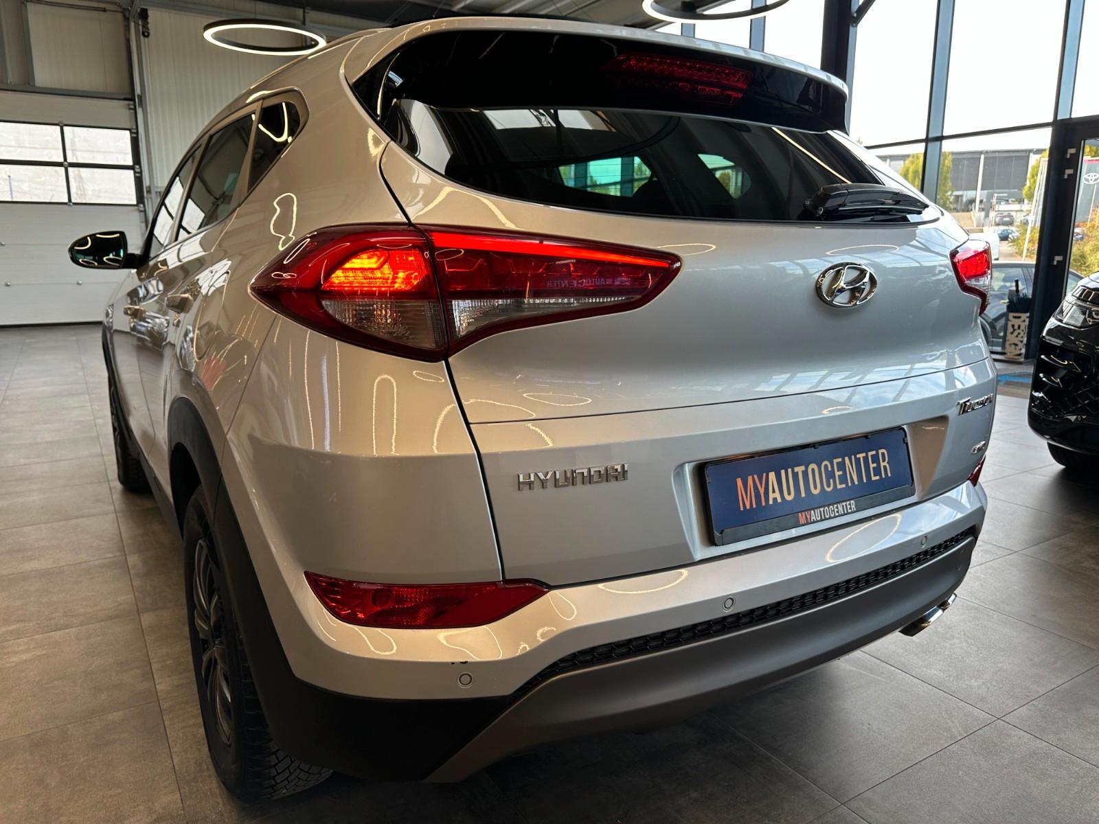 Hyundai Tucson Intro Edition 4WD *NAVI*TEMPOMAT*KLIMA*