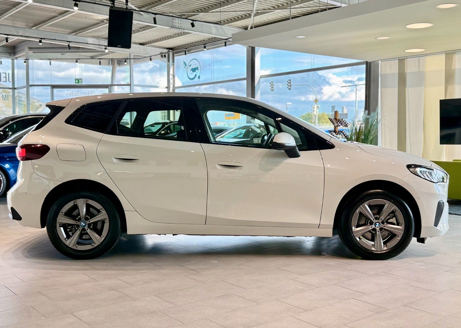 BMW 230e Active Tourer xDrive AHK Kamera ACC foto 7