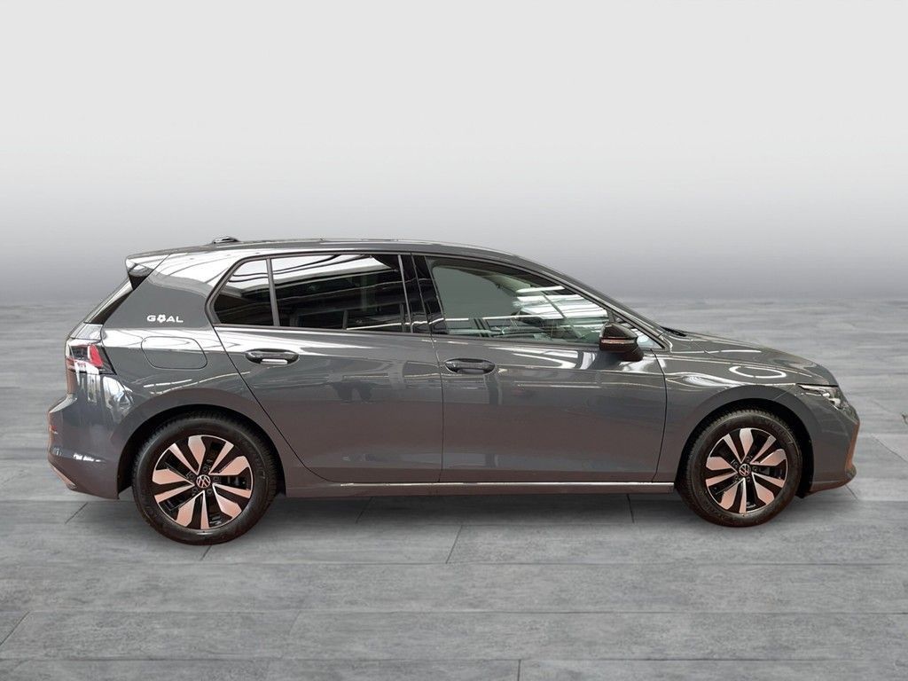 Volkswagen Golf - Bild 8