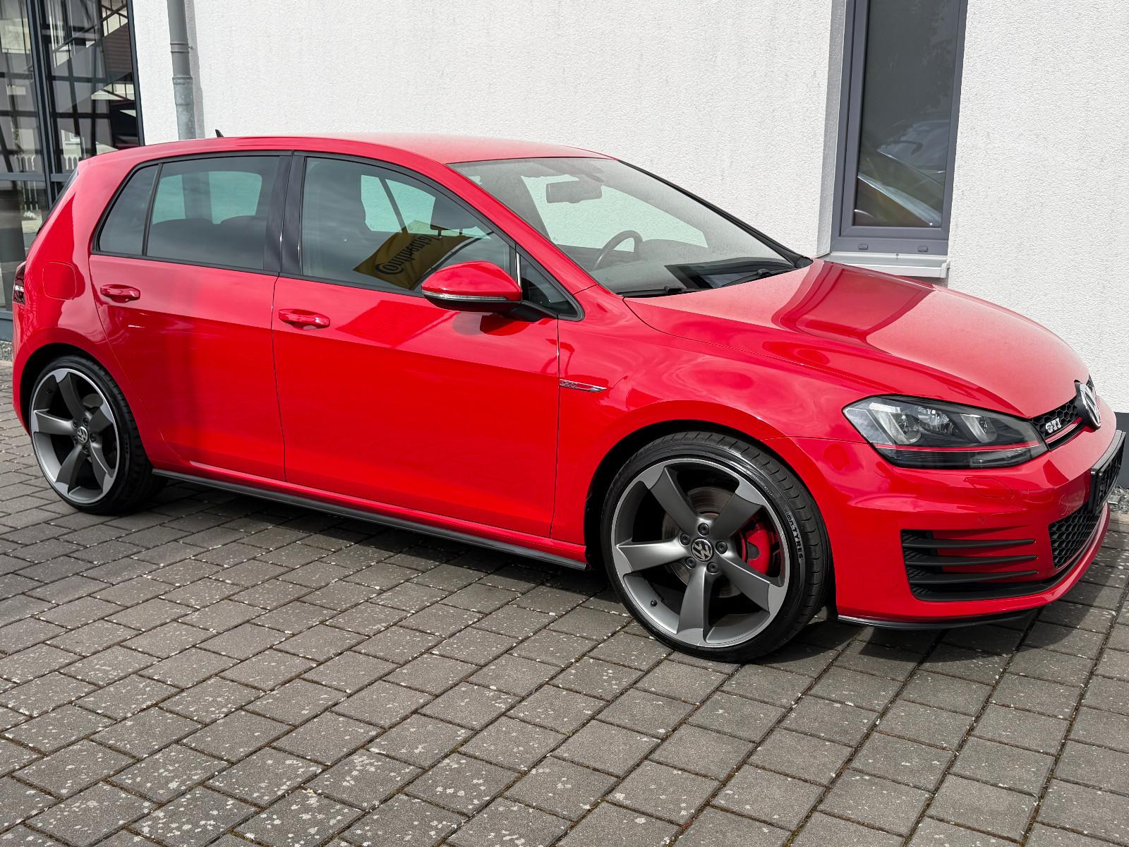 Volkswagen Golf 2.0 TSI BMT GTI (19",Navi,SH,Kam.,inkl.WR)
