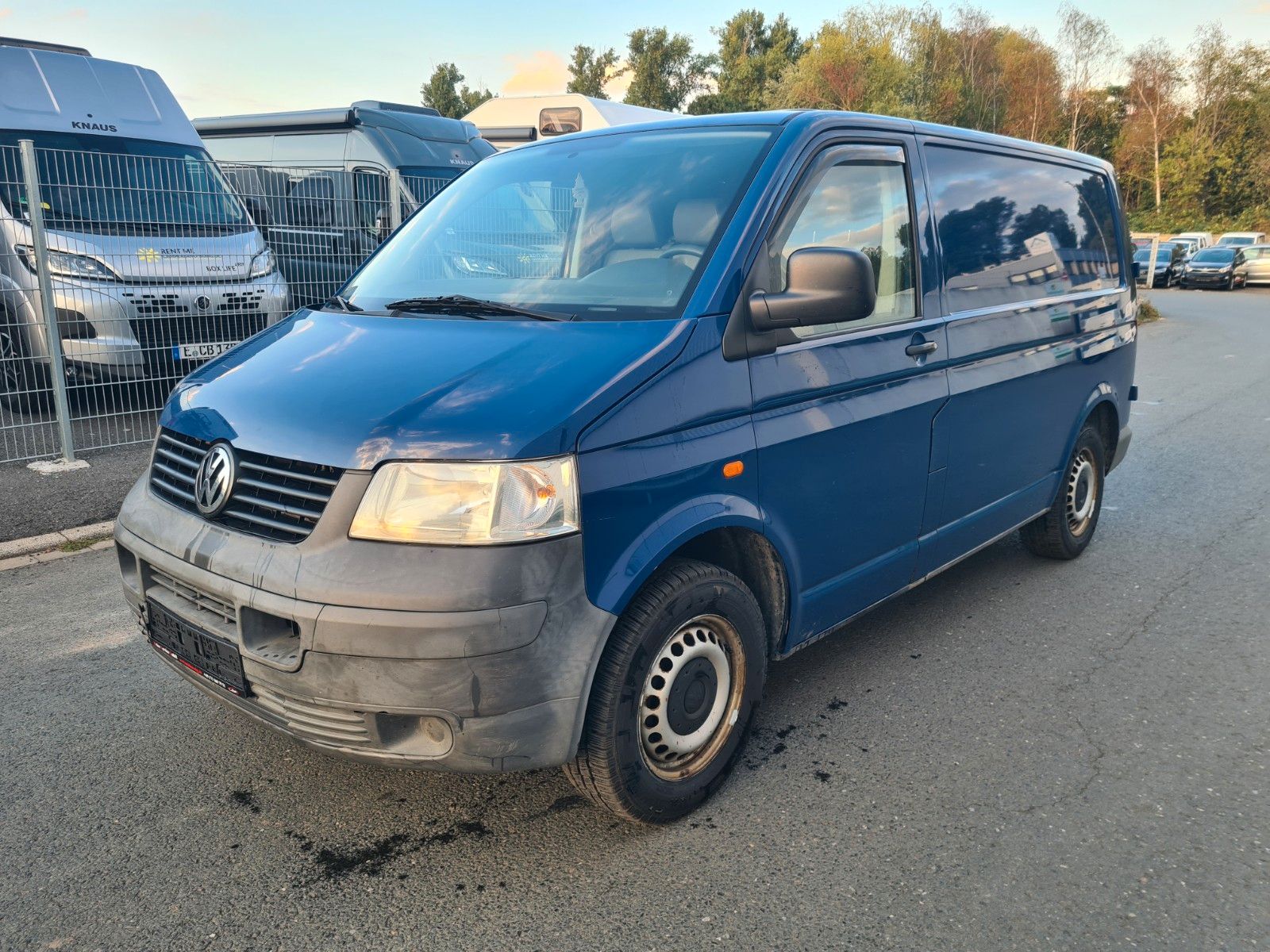Volkswagen T5 Transporter - 1