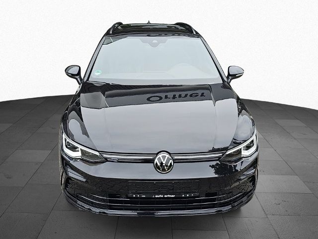 Fahrzeugabbildung Volkswagen Golf Variant R-LINE 1.5 eTSI DSG BLACK STYLE EAS