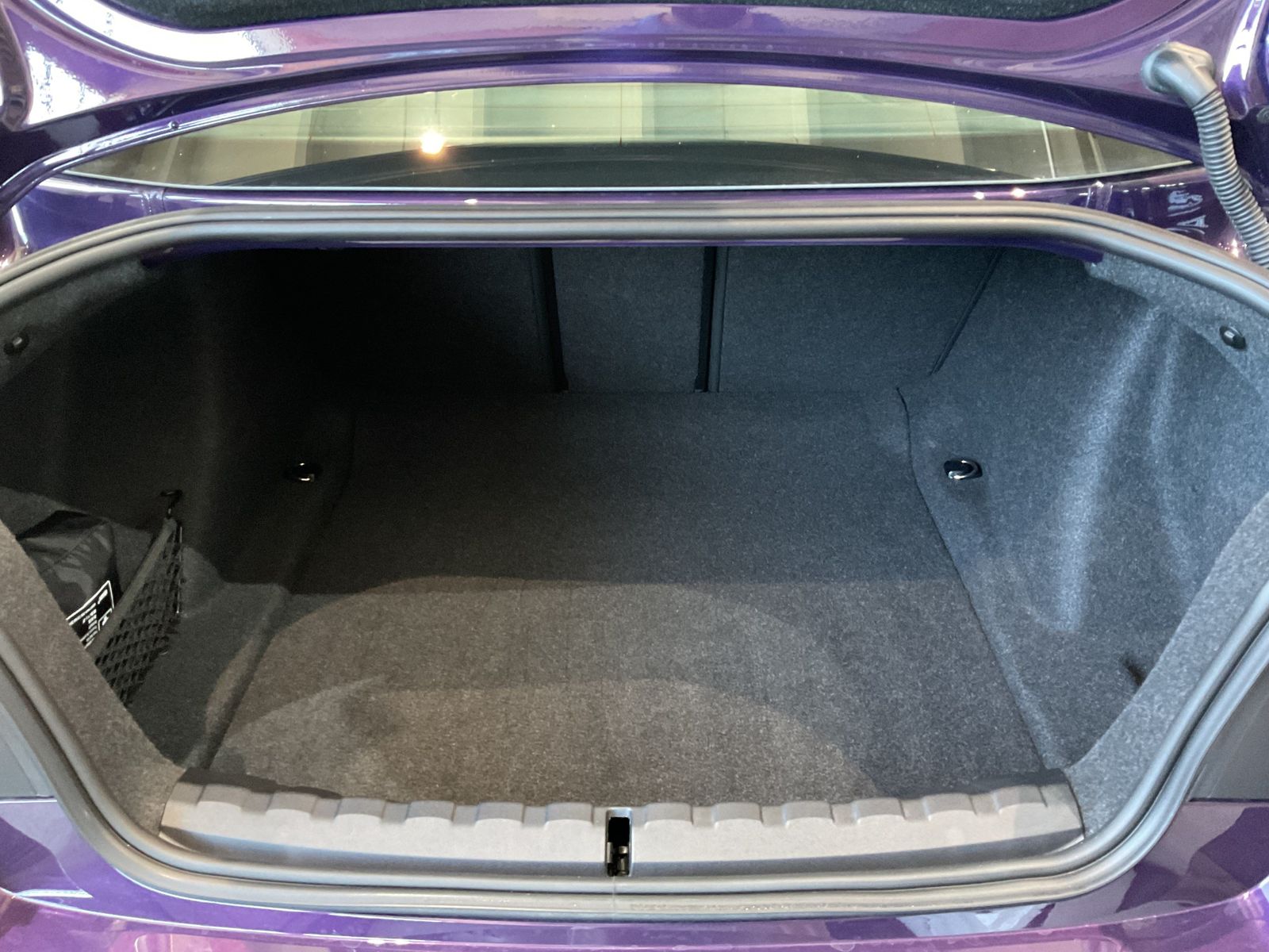 Fahrzeugabbildung BMW 220i | M Sportpaket | M Sportfahrwerk | 18" LMR