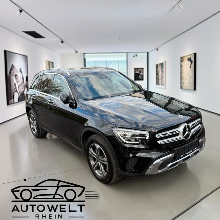 Image of Mercedes-Benz GLC 200