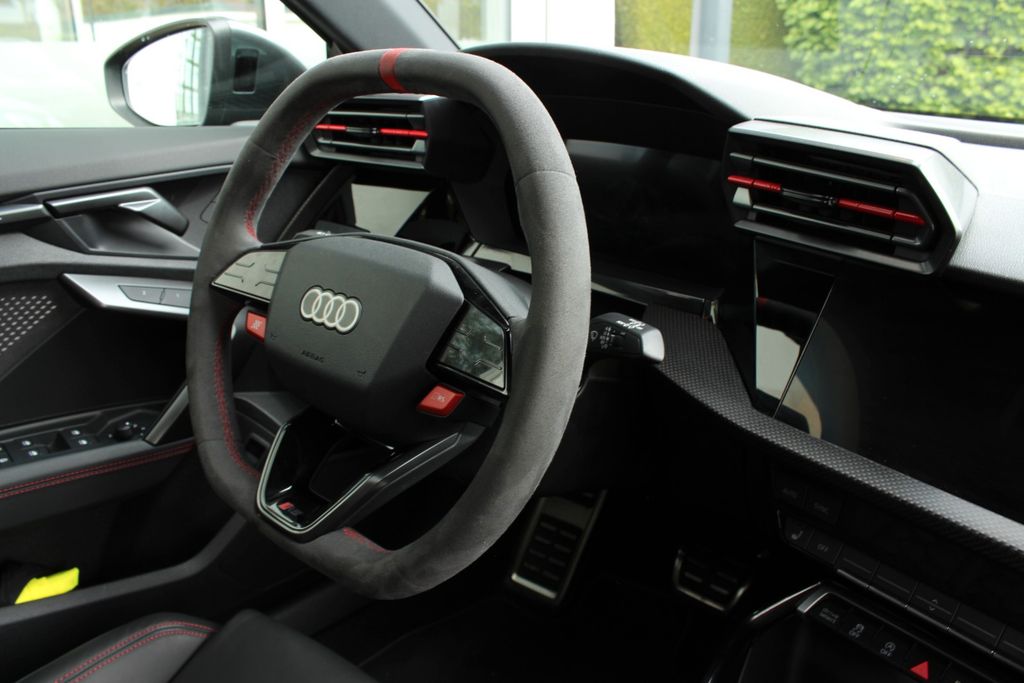 AUDI RS3 Sportback/RS DYNAMIK/ SONOS/ KOMFORT PRO AUDI RS3 Sportback/RS DYNAMIK/ SONOS/ KOMFORT PRO
