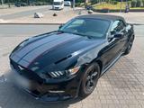 Ford Mustang V6 Convertible, schwarz - Ford Mustang Gebrauchtwagen in Dortmund