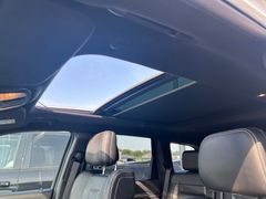 Fahrzeugabbildung Jeep Grand Cherokee 6.4 SRT Autom Pano Navi ACC dt.Fz