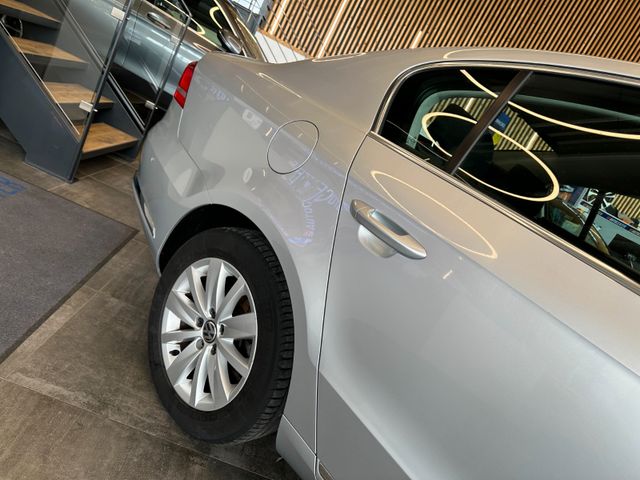 MYAUTOCENTER – Gebraucht- und Jahreswagen mit Werkstattservice in Pfaffenhofen Volkswagen Passat *ACC*NAV*AHK*PDC*SitzHZ*2-ZONEN*TotWinkel
