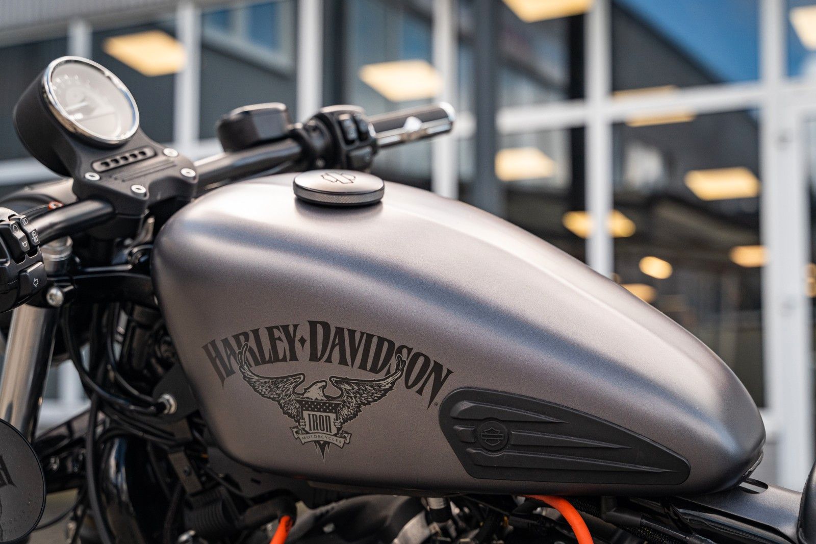 Fahrzeugabbildung Harley-Davidson XL883N Sportster Iron 883 - Racer Umbau 1200ccm