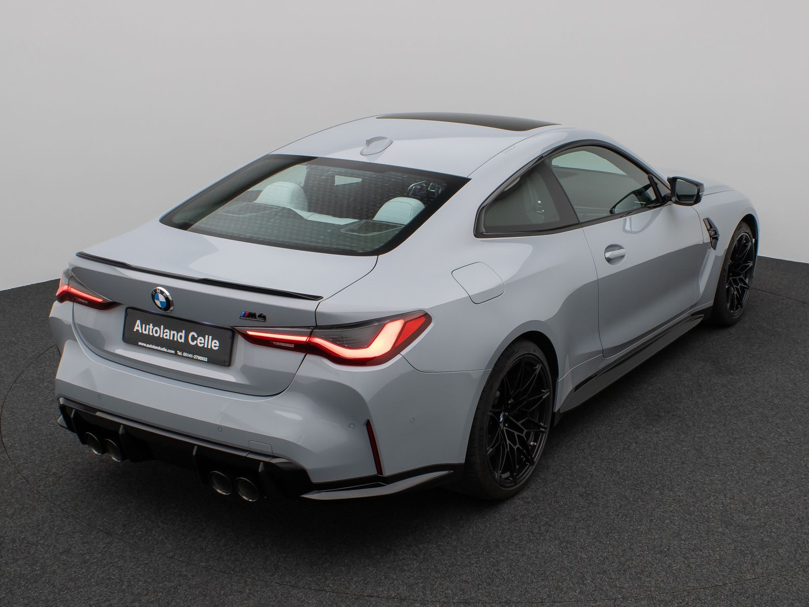 Fahrzeugabbildung BMW M4 xD Coupé Competition Kamera Glasdach HUD H/K