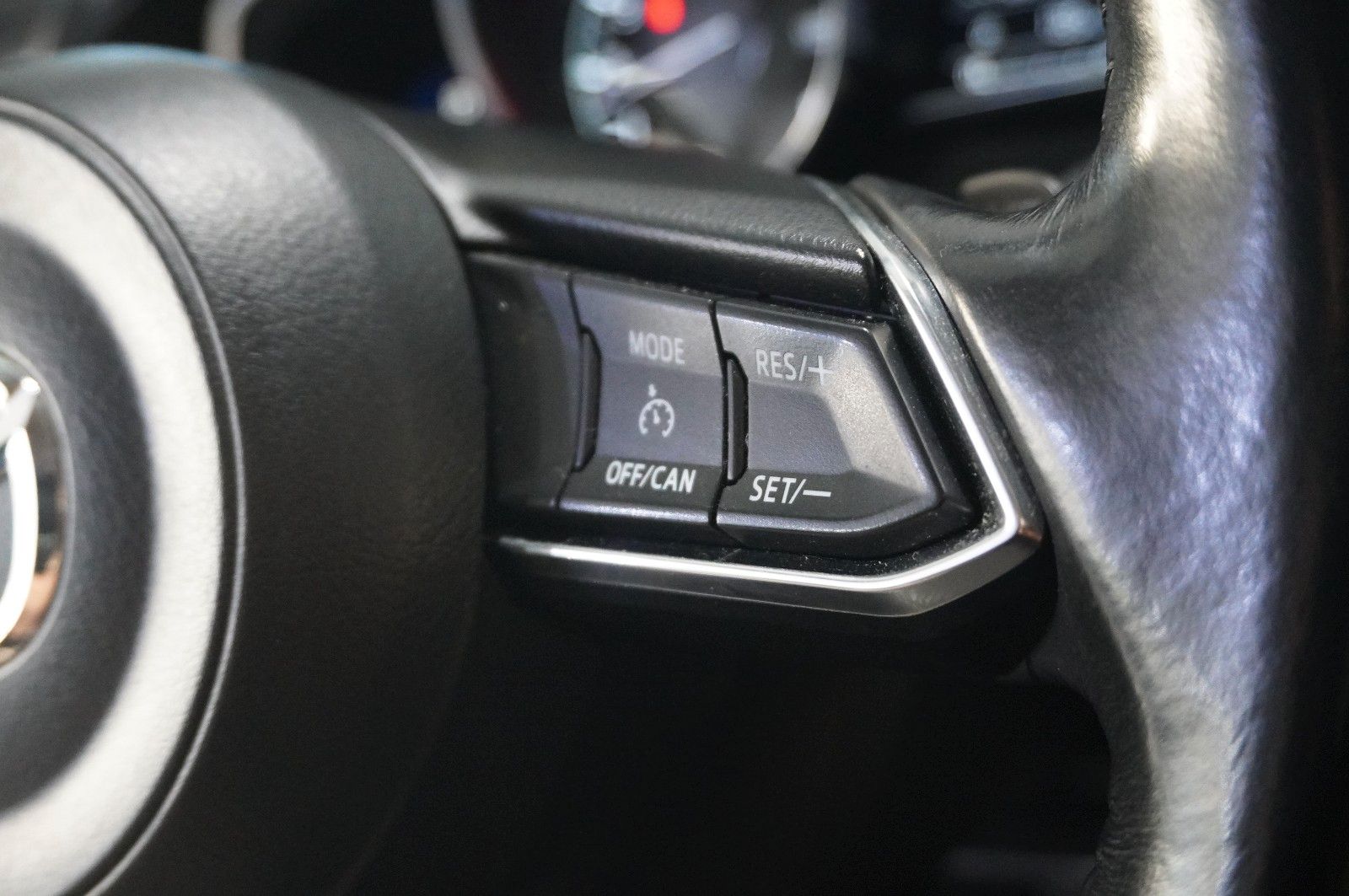 Fahrzeugabbildung Mazda 3 Lim. 2.0 OPTIMUM NAVI/LED/KAMERA/TEMP./HUD/AHK