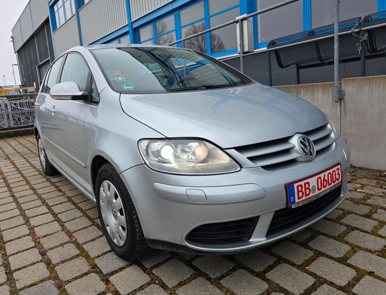 Volkswagen Golf Plus V 1.6/GARANTIE/TÜV NEU/NAVI/XENON/SHZ