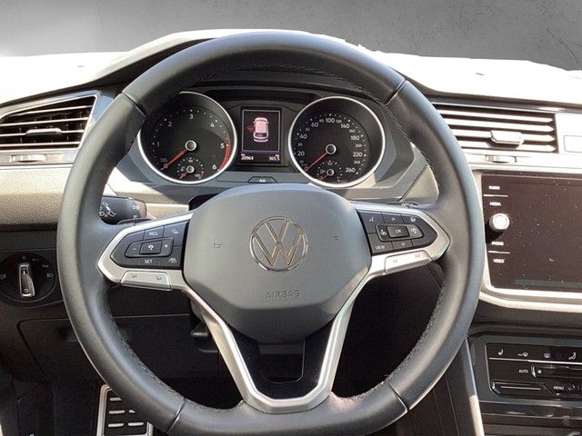 Fahrzeugabbildung Volkswagen Tiguan TDI Active DSG LED Navi ACC AHK SHZ