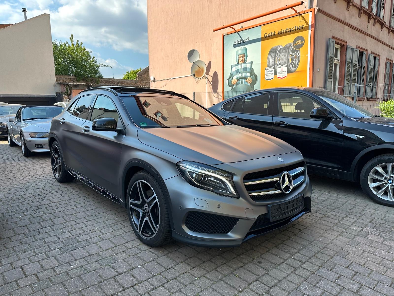 Mercedes-Benz GLA 250 4Matic AMG/Panaroma/Leder/Standheizung