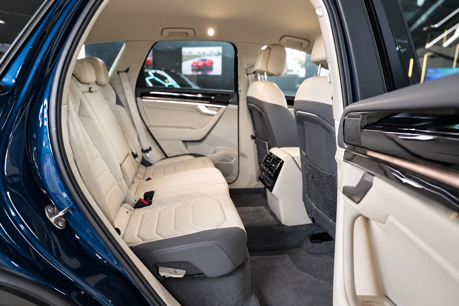 Fahrzeugabbildung Volkswagen Touareg Elegance 4Motion *InnovisionCockpit*LED