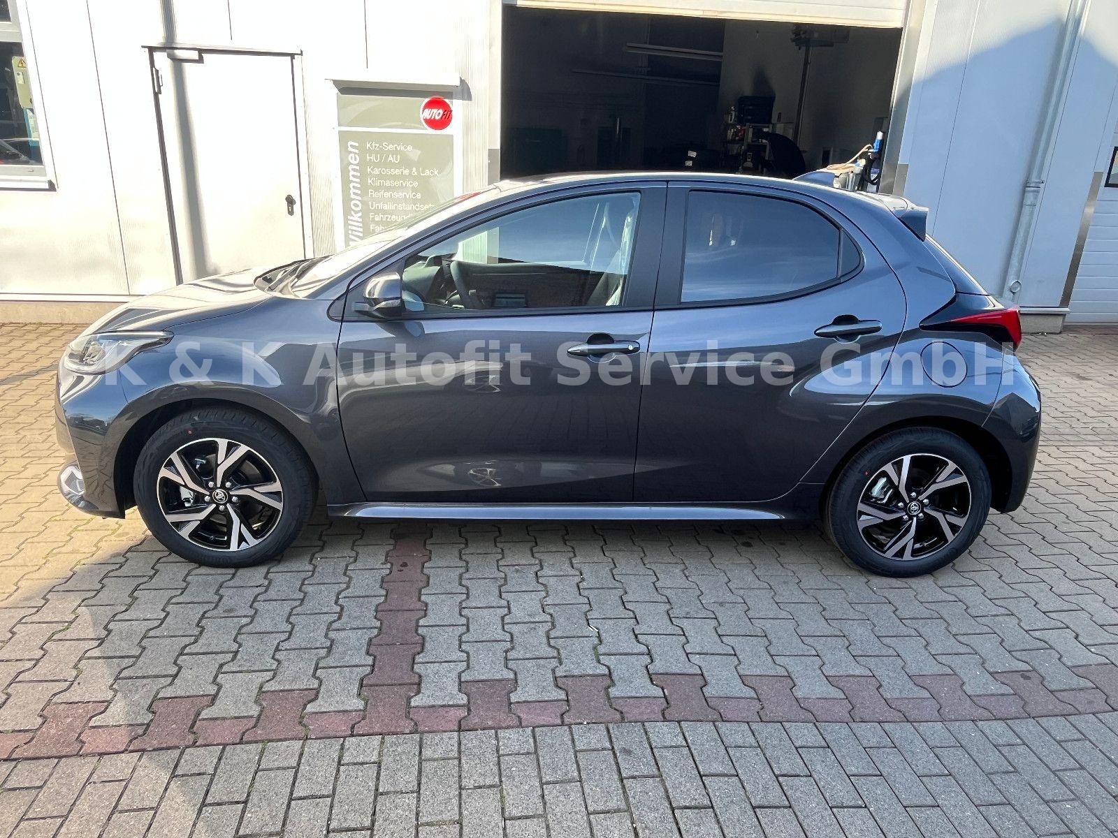 Toyota Yaris Hybrid Team D 116PS mit Comfort-Paket