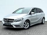 Mercedes-Benz B 180 /AUTOMATIK/LED/NAVI/PDC/SHZ/GARANTIE - Mercedes-Benz B 180: Limousine