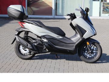 Honda Forza125 *Aktion*
