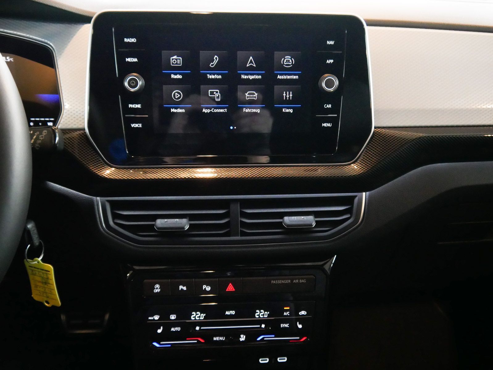 Volkswagen T-Cross - Bild 12