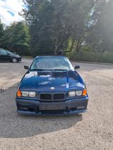 BMW bmw e36 320i TÜV 09/27 4 Hand motor macht ... - BMW 320: 320i Motor