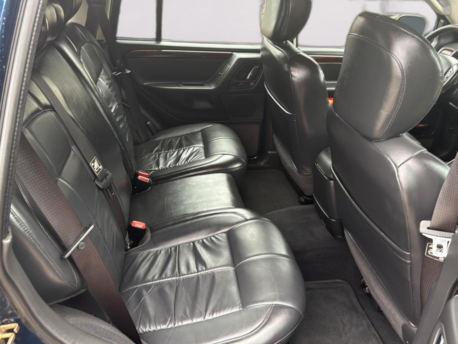Jeep Grand Cherokee Limited 2.7 CRD 4x4 163ch - 1 ère main - Attelage - Sièges chauffants - Non fumeur