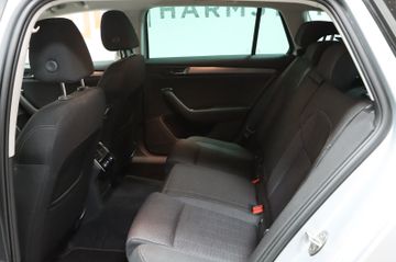 Skoda Superb Combi Style DCC Navi AHK Kamera 360 Grad