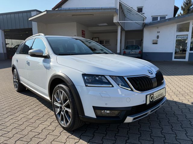 Skoda Octavia Combi Scout 4x4 2.0TDI DSG LED Navi Pano