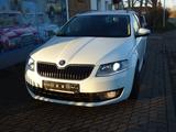 Skoda Octavia Combi 2.0 TDI DSG Joy Standheizung - Skoda Octavia Joy mit Diesel-Antrieb