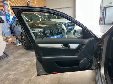 MYAUTOCENTER – Gebraucht- und Jahreswagen mit Werkstattservice in Pfaffenhofen Mercedes-Benz C 180 CGI BlueEfficiency *Avantgarde*TÜV*