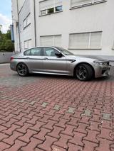 BMW M5 Competition xDrive A M5 Competition - BMW M5: Competition