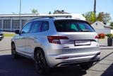 Skoda Karoq 2.0 TDI Sportline 4x4 DSG LED Navi PDC - silberne Skoda Karoq
