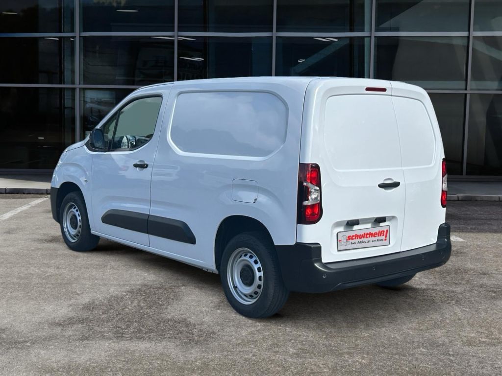 Fahrzeugabbildung Toyota Proace City L1 1,5-l D-4D S&S Meister