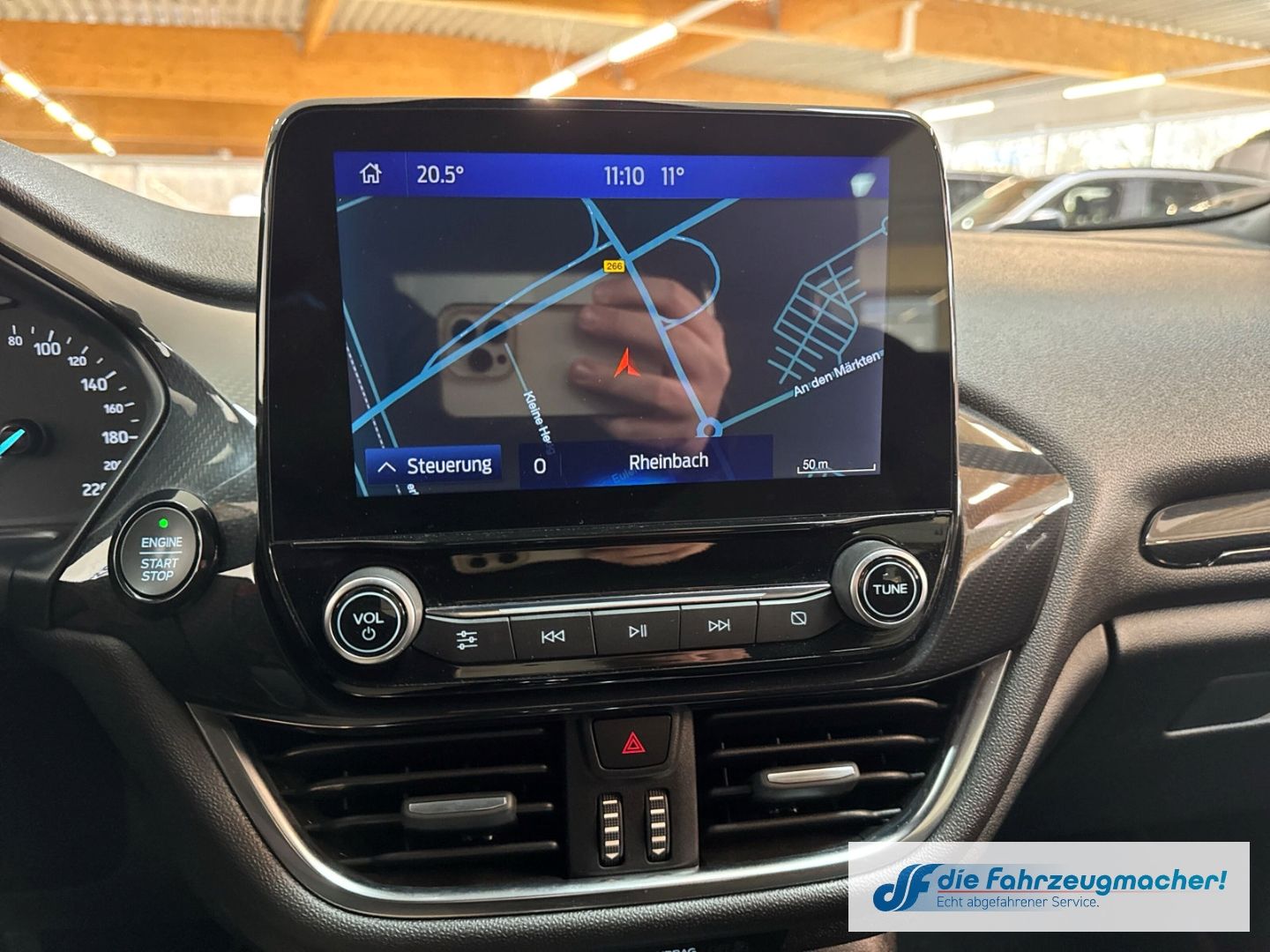 Fahrzeugabbildung Ford Fiesta ST-Line Navi Soundsystem B & O LED Apple