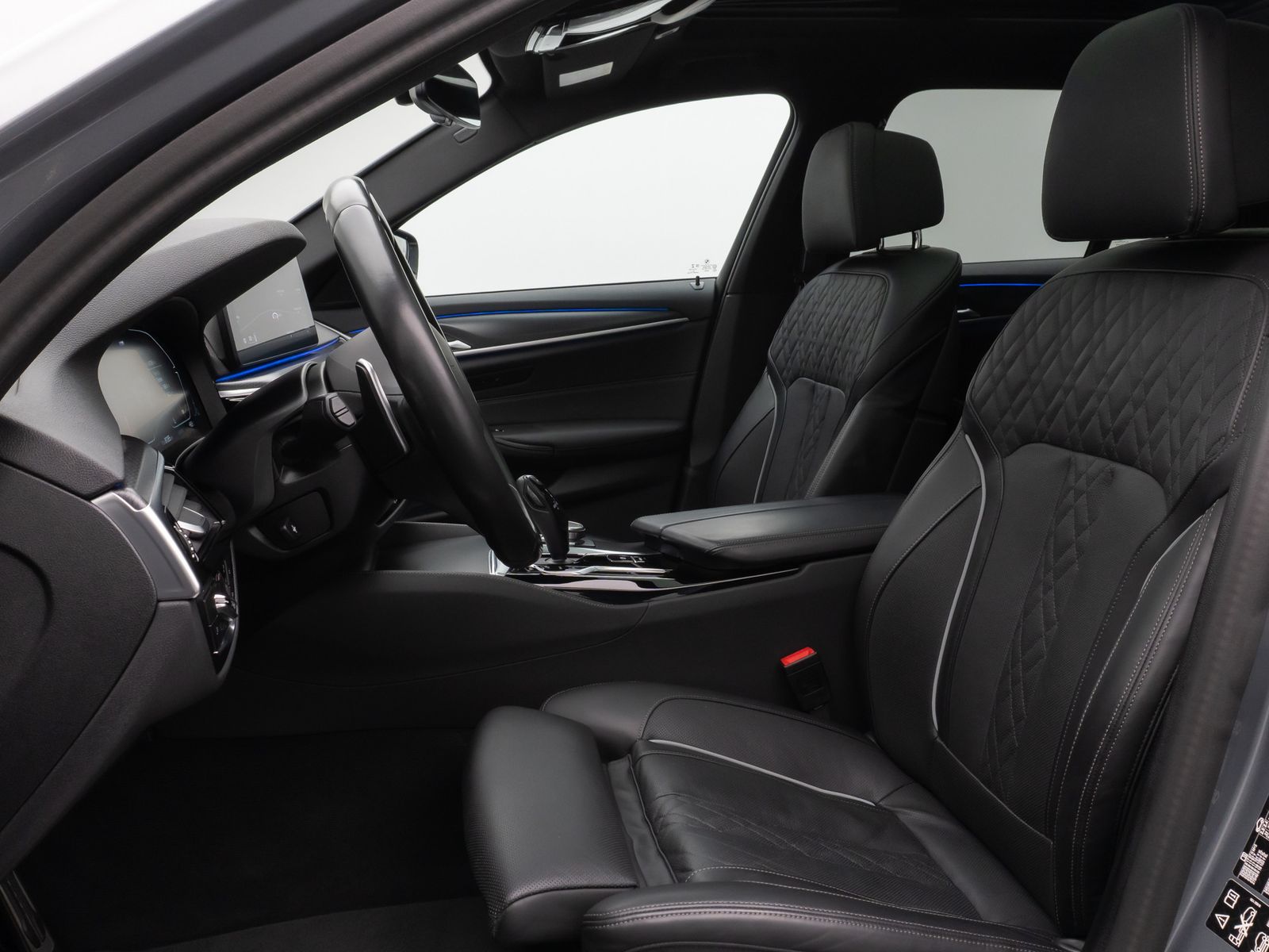 Fahrzeugabbildung BMW 540d xD M SportPro Panoram Kamera Laser HUD HiFi