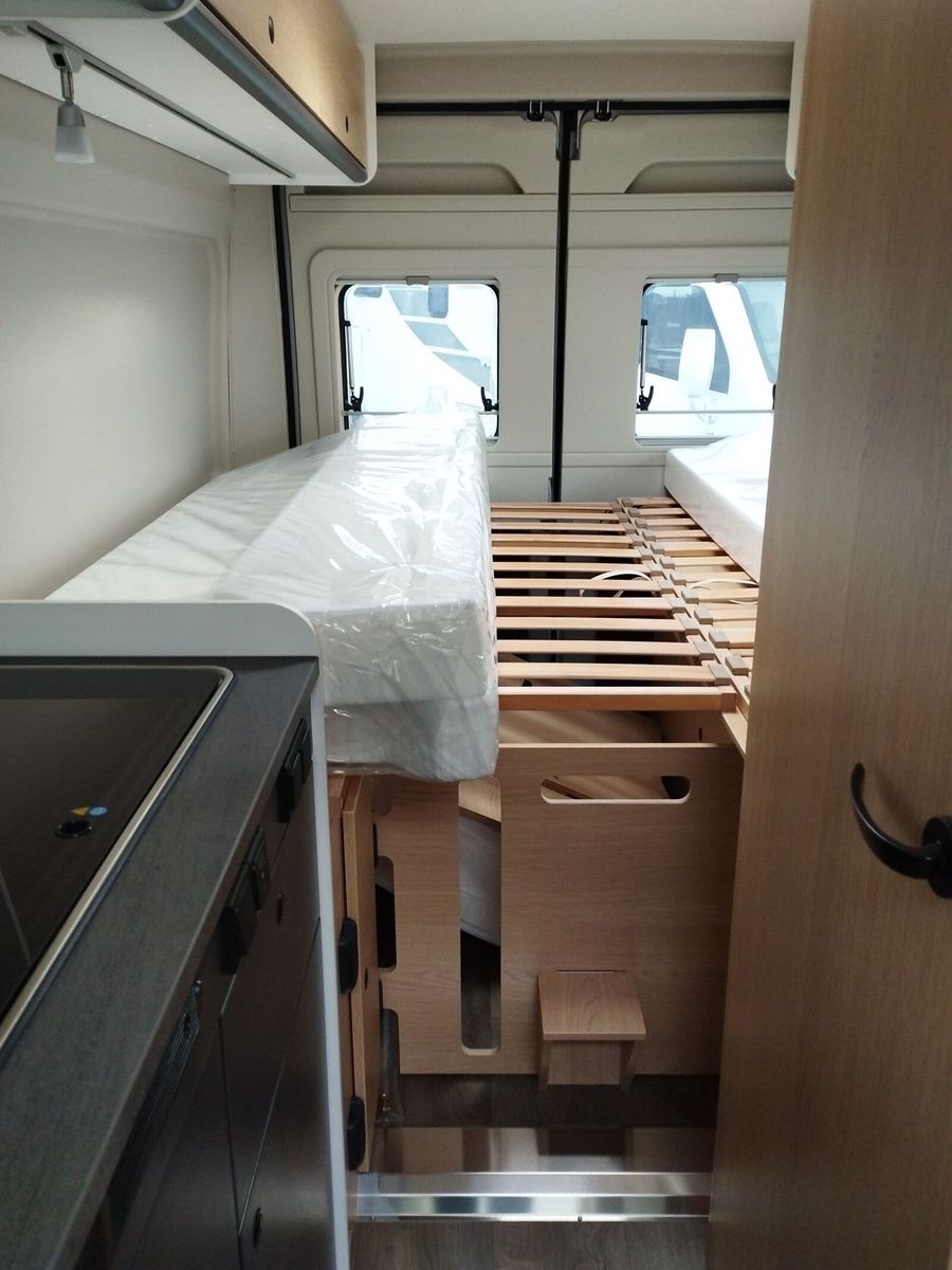Fahrzeugabbildung Sunlight Adventure Cliff 640 Automatik, Dörr Edition, LTE