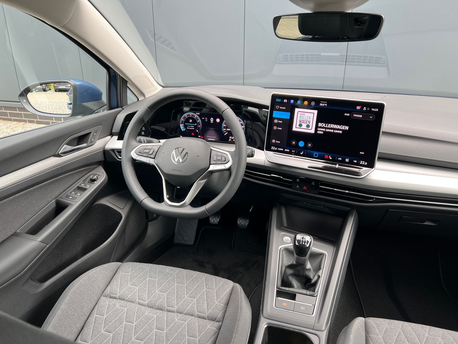 Fahrzeugabbildung Volkswagen Golf VIII Goal 1.5 TSI *LED, Kamera, 17'-LM*
