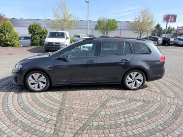 Volkswagen Golf - 9