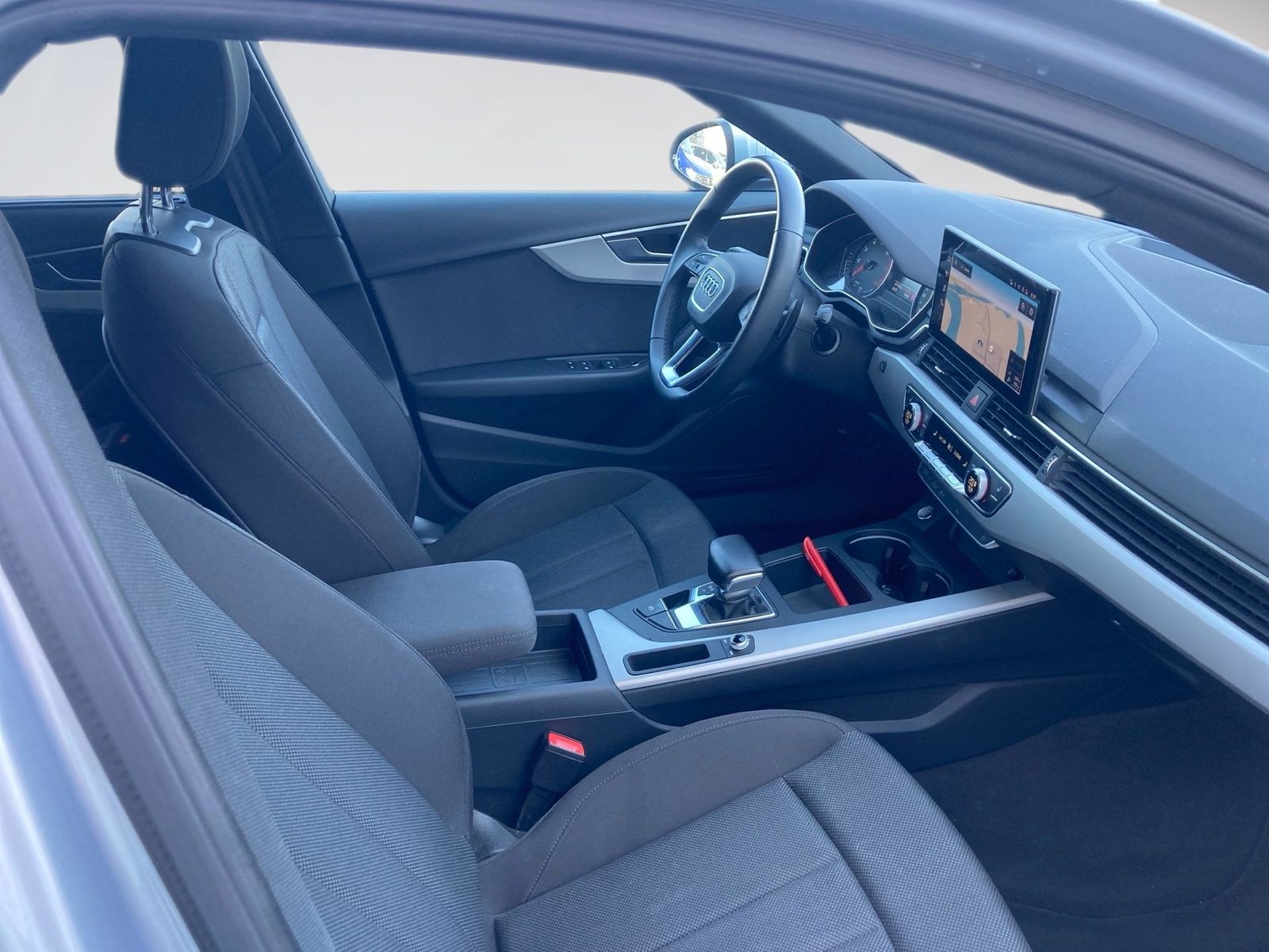 Audi A4 - Bild 9