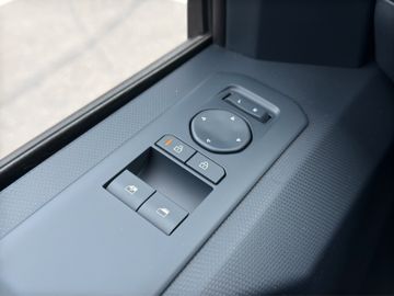 Kia PV5 Passenger 71,2kWh Plus Elekt. Tür Wärmepumpe