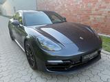 Porsche Panamera Sport Turismo 4 E-Hybrid-Soft-Pano-LED - Porsche Panamera aus 2018 mit Hybrid-Antrieb