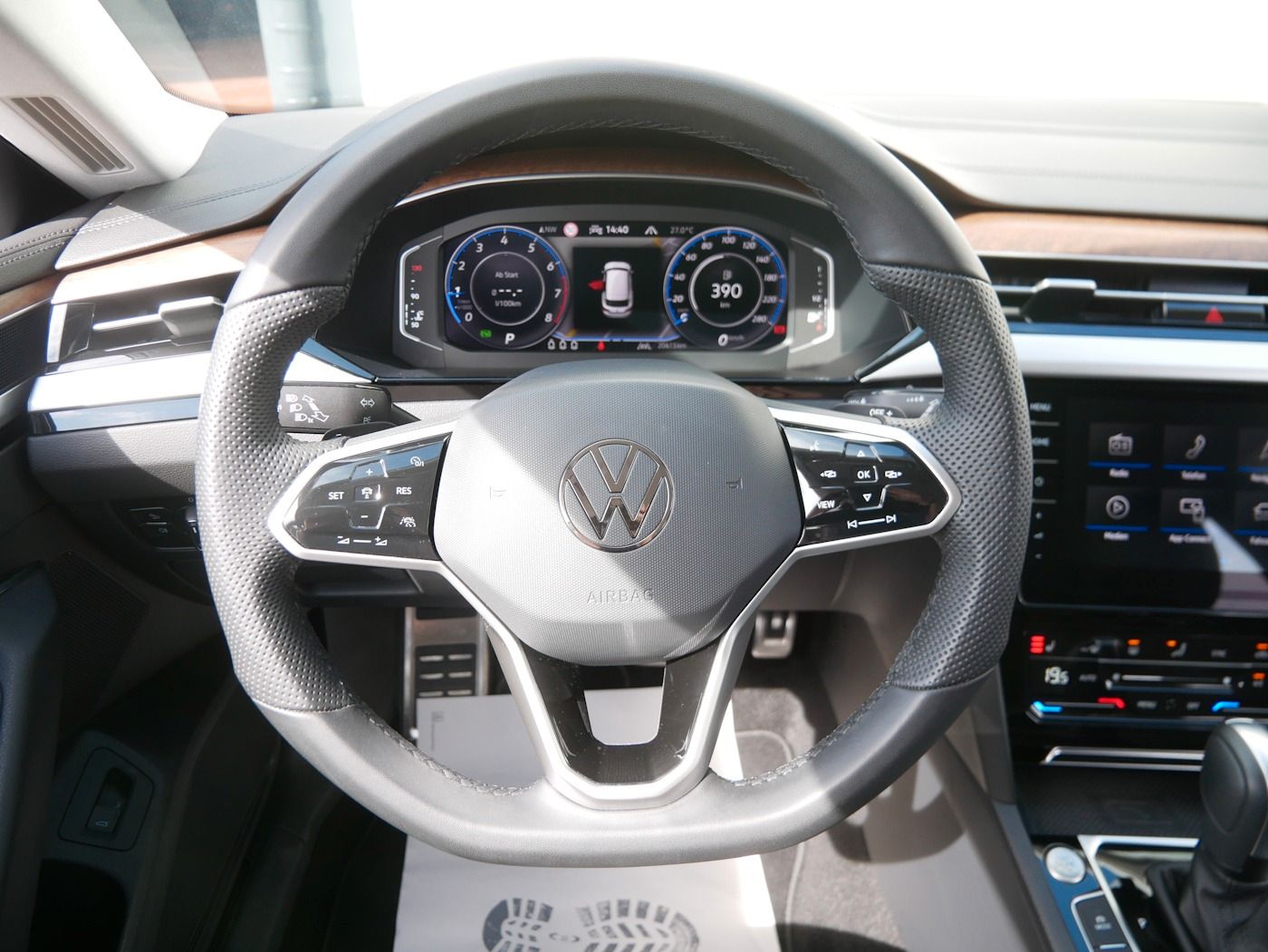 Fahrzeugabbildung Volkswagen Arteon SB 2.0 Elegance NEU61T AHK LED Kamera DSG