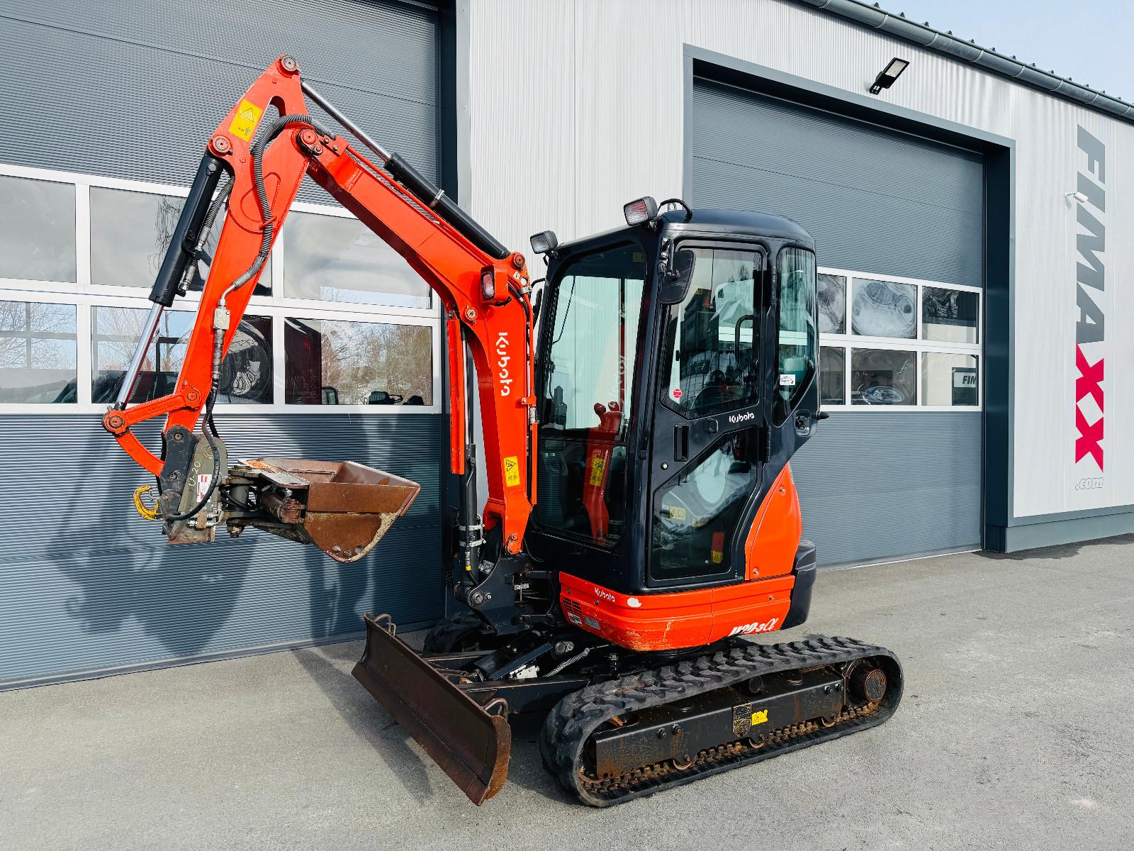 Kubota U20 SCHNELLWECHSLER - 2 X SCHAUFEL