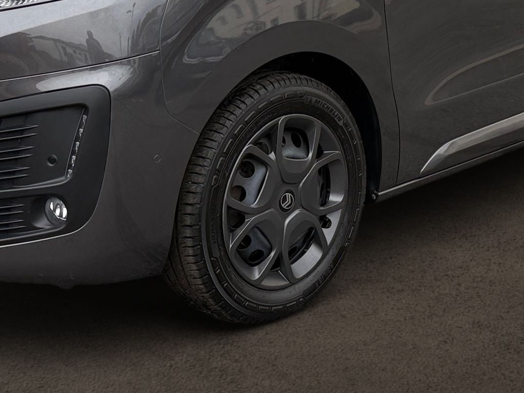 Fahrzeugabbildung Citroën Jumpy M BlueHDi 180 EAT8 Club