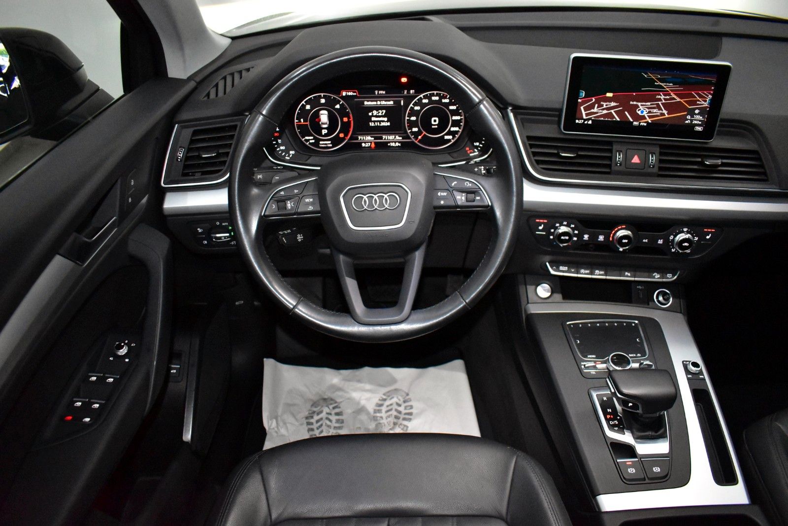 Fahrzeugabbildung Audi Q5 35 TDI Leder,Navi,LED,SH,Kamera,Panorama