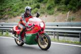 Ducati 900 MHR Mike Hailwood Replica - DUCATI REPLICA