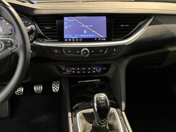 Fotografie 15 des Opel Insignia Sports Tourer 1.5 Diesel Ultimate