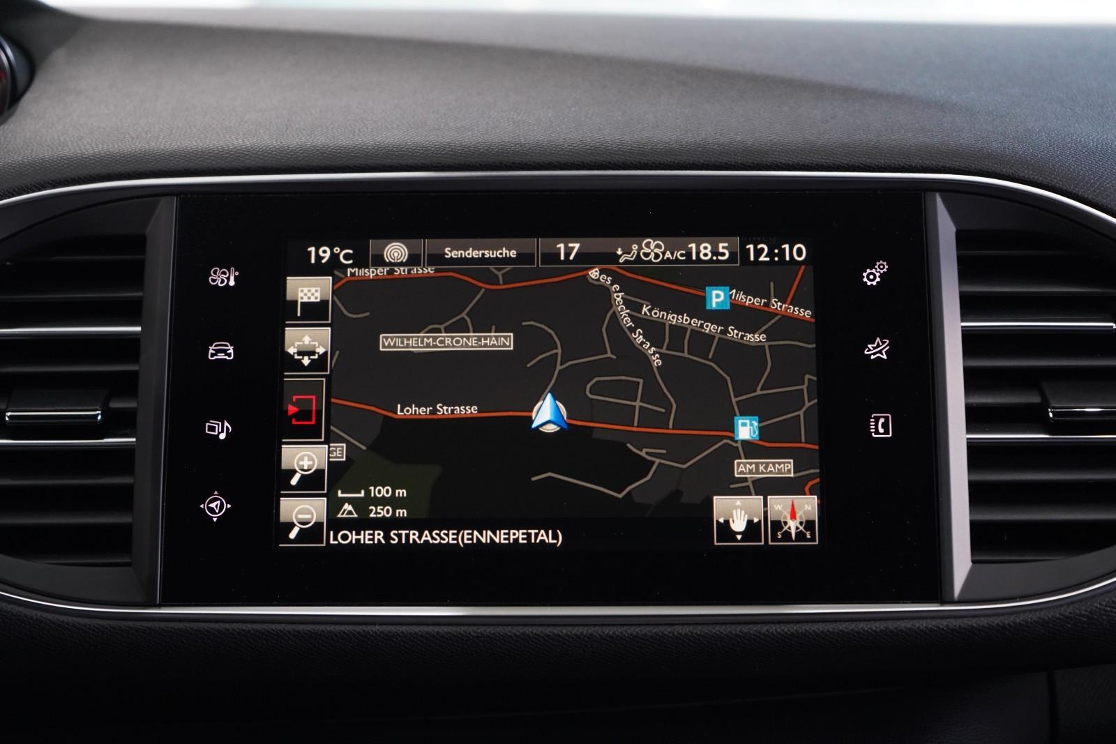 Peugeot 308 SW GT*1.Hand*Navi*Kamera*205 PS*Leder*