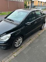 Mercedes-Benz Mercedes B Klasse 200CDI Automatik - Mercedes-Benz E 200: Kleinwagen